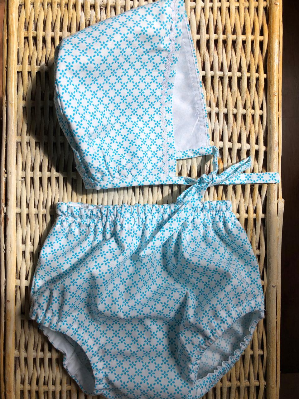 CUBRE PAÑAL b + CAPOTA TALLA 4-6 MESES